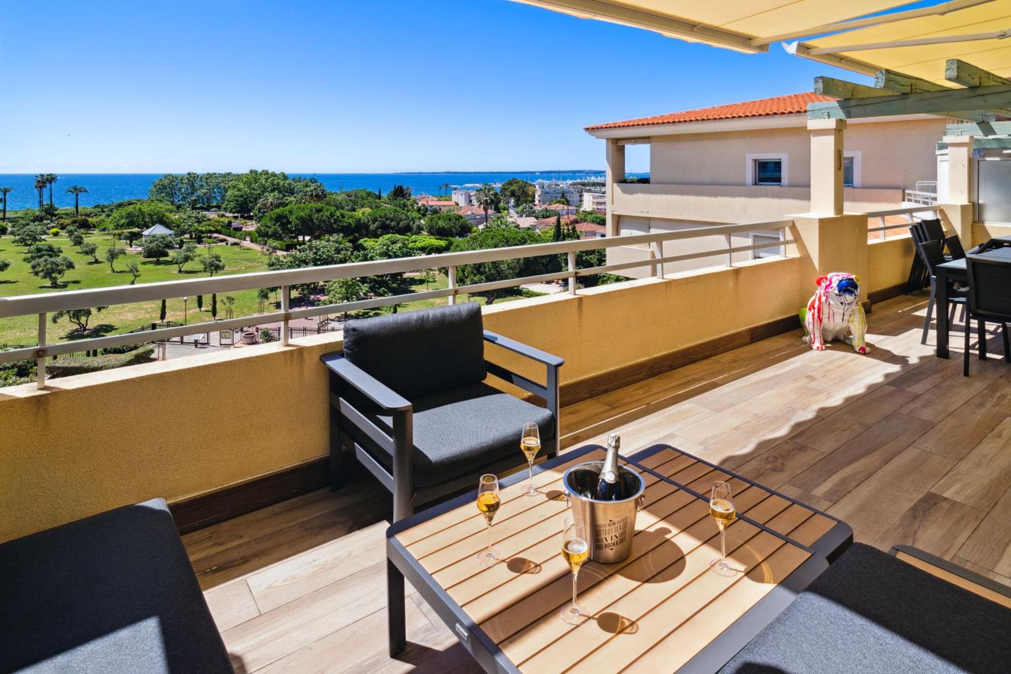 Duplex Villa Les Pins 89M2 Et Terrasse 30M2 Antibes Kültér fotó